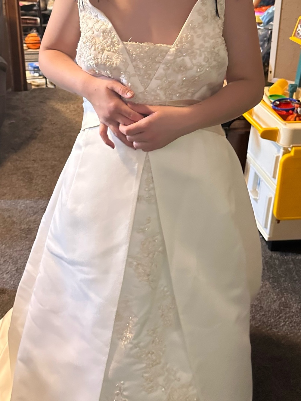 David's Bridal Ivory Beaded Women’s Wedding Gown
